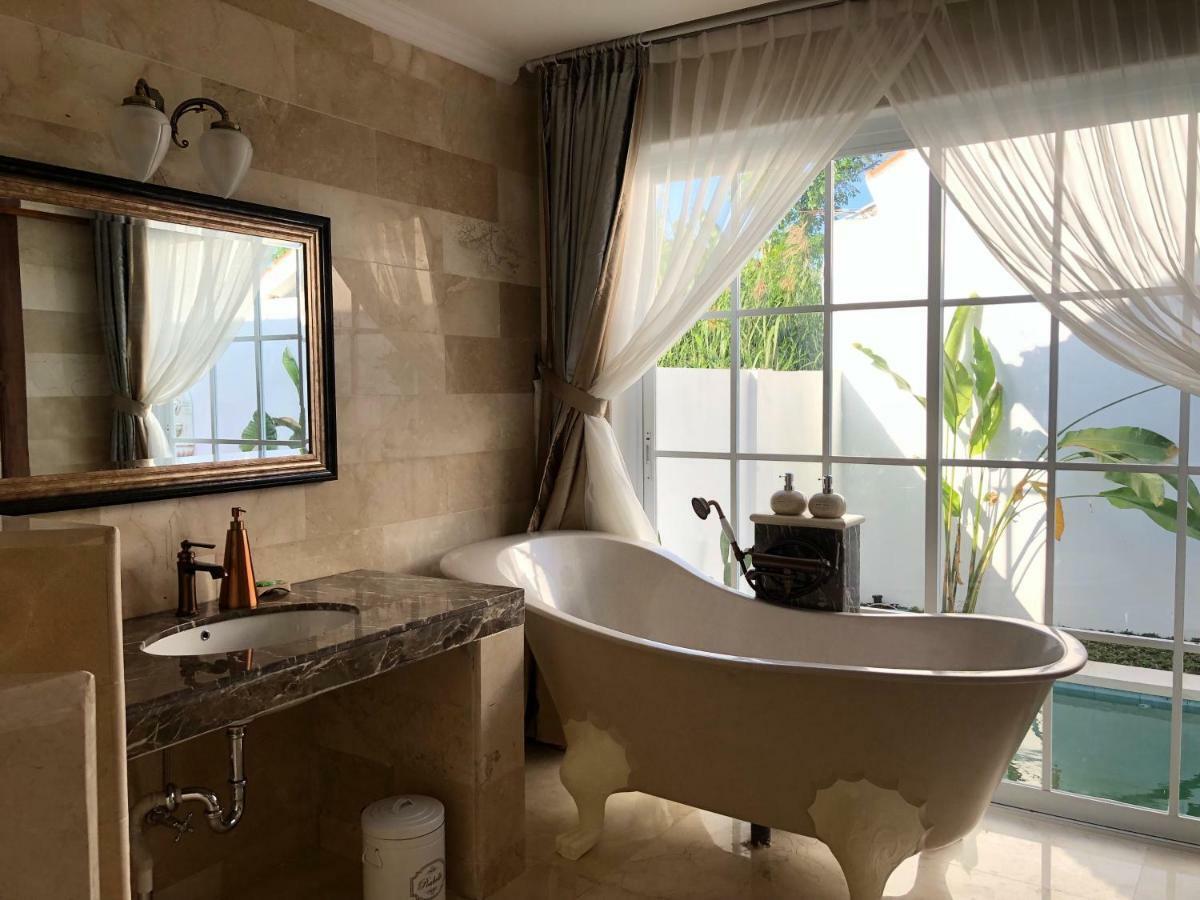 Villa Hikari Bali Seminyak  Bagian luar foto
